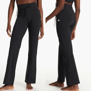 NEW Vuori | Daily Black Wide Leg Pants
